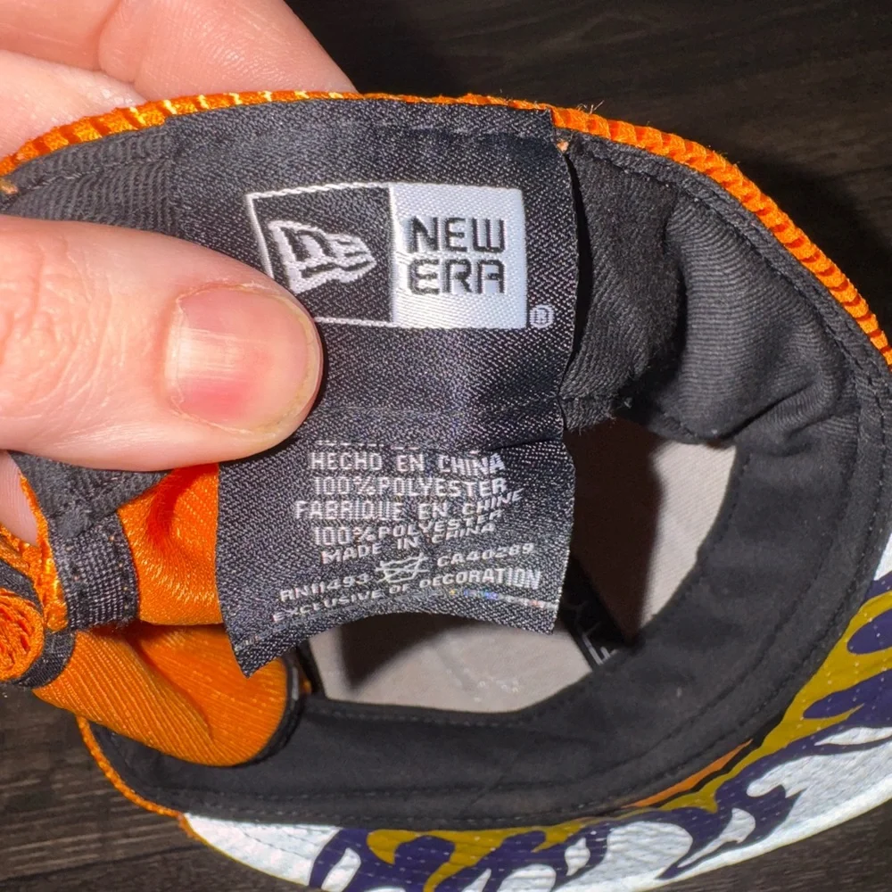 NEW ERA PHOENIX SUNS 9FIFTY SNAPBACK HAT NBA‎ FLAMES UNDER BILL. Needs Reshaping